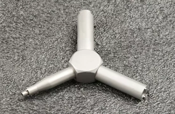 Klucz do zaworów magazynka